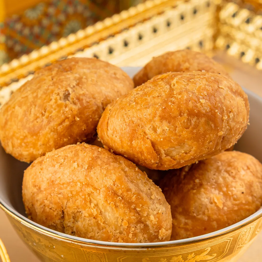 Marwadi Dal Kachori - Image 2